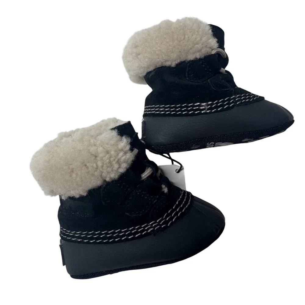 Sorel Caribootie Infant Booties Black Suede Shearling Winter Boots. Size 2.
